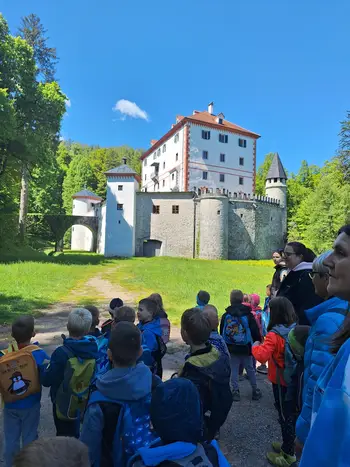 Grad Snežnik