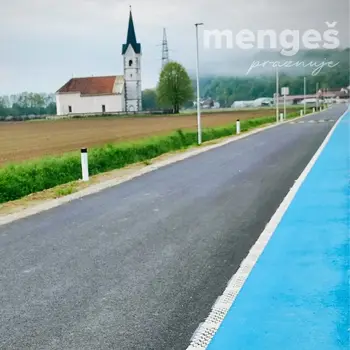 Otvoritev prenovljene poti mimo loške cerkve
