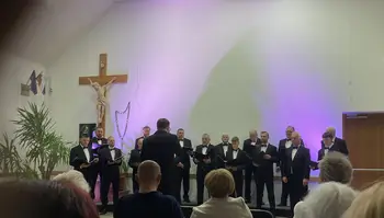 Mendoški oktet - iz srca v svet