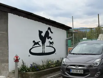 Še zadnja poslikava iz opusa škarjerezov Doroteje Hauser