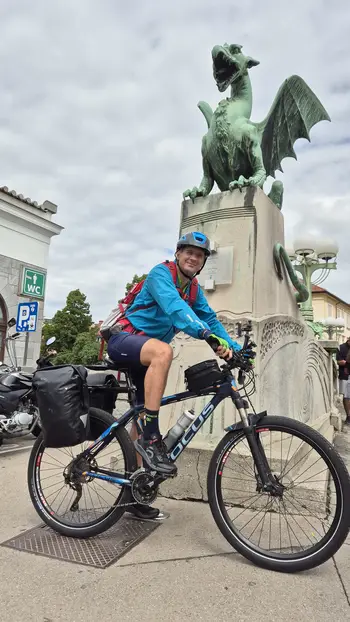 Predstavitev knjige KDO JE GRINGO, KOLo V GLAVI