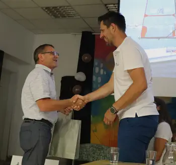 Občina Mengeš s ponosom sprejela Guinnessova rekorderja Jono in Luka Kobler