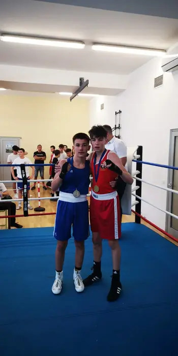 Uspeh za Boksarski klub Hayat na 4. kolu WSBG lige – Stepan Kholodov znova zmagovalec