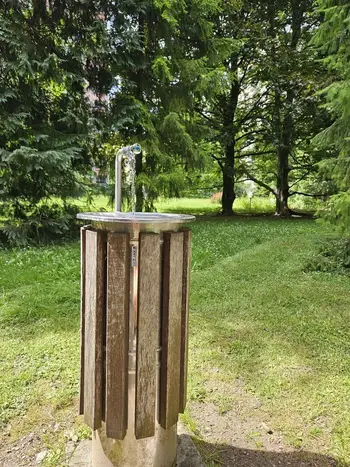 Spominski park
