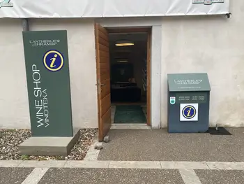 Poletni urnik TIC-a in vinoteke Lanthierijev hram v Vipavi Poletni urnik TIC-a in vinoteke Lanthierijev hram v Vipavi