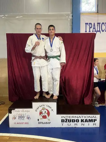Judo klub Komenda uspešno nastopil na pripravah in tekmovanju "Mala Evropa" v Prnjavoru 