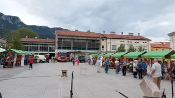 Nota humanitarnosti povezuje mnoge, ki pomagajo