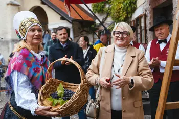 Tradicionalna grajska trgatev privabila številne obiskovalce