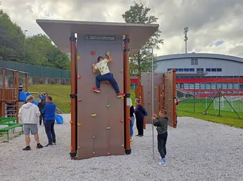 Novo otroško športno igrišče Domen in Aljaž