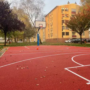 Obnovljeno igrišče na Drapšinovi ulici