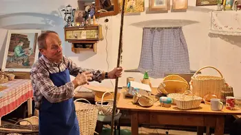 Delavnica pletarstva s pletarskim mojstrom Janezom Krišljem 