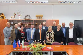 FOTO UTRINKI: Slavnostna seja Občinskega sveta