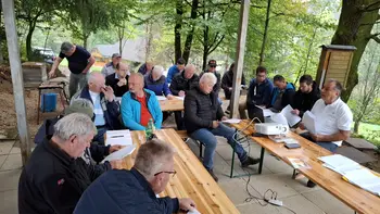 Čebelarjeva zaključna ura na društvenem čebelnjaku ČD Vojnik