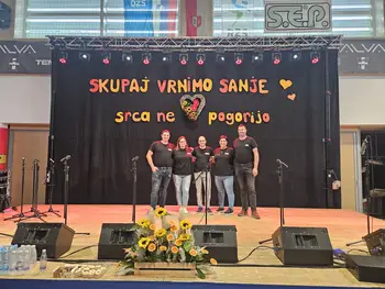 Vaščani Velike Strmice  s pomočjo  OZ RK Trebnje organizirali dobrodelni koncert za družino Tramte