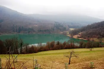 PRAVLJIČNA IN UČNA POT PONIKVE