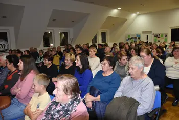Medicinske kolobocije na Dvoru poskrbele za večer smeha