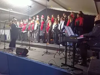 Gimnazijski bazar in koncert na Trgu Toneta Čufarja Gimnazijski bazar in koncert na Trgu Toneta Čufarja