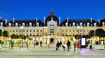 Rennes ima 68 % vseh javnih objektov dostopnih. Vir: www.tourisme-rennes.com