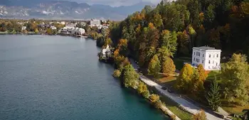 Pot okoli Blejskega jezera bo znova prehodna