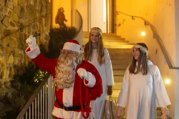 Na gradu Komenda dišalo po božiču