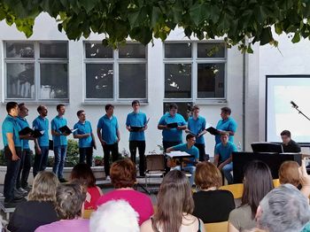 Večer pod lipo Večer pod lipo