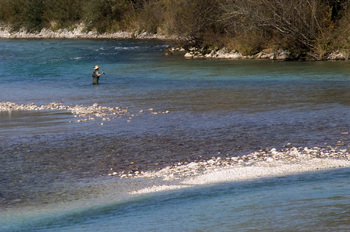 S prvim aprilom se začne tudi ribiška sezona na reki Soči s pritoki