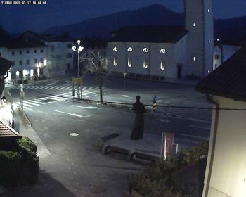 Najpogostejša vprašanja in odgovori glede odloka o začasni splošni prepovedi gibanja in zbiranja ljudi na javnih mestih v Sloveniji