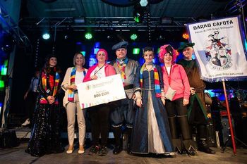 Karnevalska skupina Vetrnice je uspela! Karnevalska skupina Vetrnice je uspela!