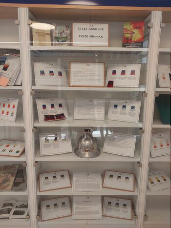 Razstava gasilskih činov, položajnih oznak in specialnosti ob 70. letnici GZ Vrhnika Razstava gasilskih činov, položajnih oznak in specialnosti ob 70. letnici GZ Vrhnika