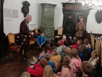 NARAVOSLOVNI DAN        OGLED GRADU IN GOZDNA UČNA POT