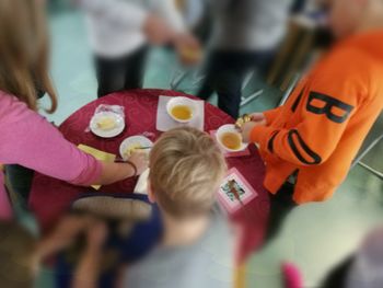 PRIJATELJSTO MED RAZREDI IN TRADICIONALNI SLOVENSKI ZAJTRK PRIJATELJSTO MED RAZREDI IN TRADICIONALNI SLOVENSKI ZAJTRK