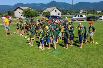 Savinjska dolina znova zaživela v ritmu otroškega nogometa – Nogometni avtobus 2019