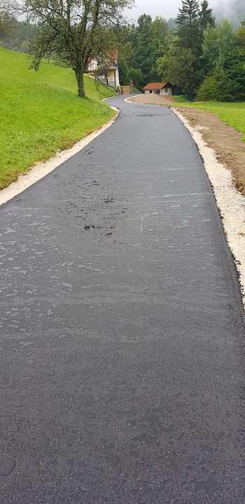 Zaključen javni razpis za sofinanciranje izvedbe protiprašne zaščite na javnih cestah in cestnih priključkih