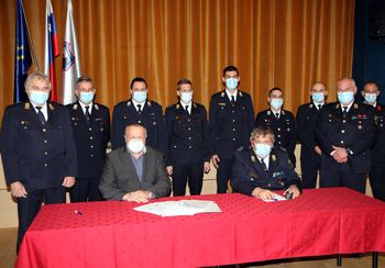 Podpis pogodbe o opravljanju lokalne gasilske javne službe v občini Vransko za leto 2022