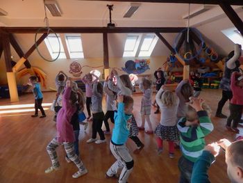 PLESNI ŠKRATKI – plesni krožek v vrtcu Vransko PLESNI ŠKRATKI – plesni krožek v vrtcu Vransko