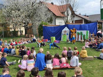 PREDSTAVA ENCI BENCI NA KAMENCI