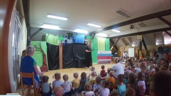 Proslava ob dnevu državnosti v Vrtcu Vransko Proslava ob dnevu državnosti v Vrtcu Vransko