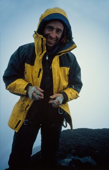 Predstavitev knjige Alpinist in predavanje s Silvom Karom