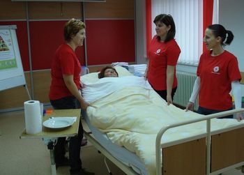 Tečaj nege bolnika na domu