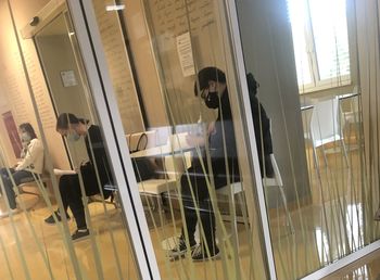 Zakaj pa ti častiš 1/2 litra?