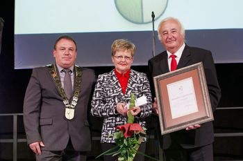 Usoden je bil klavir Usoden je bil klavir