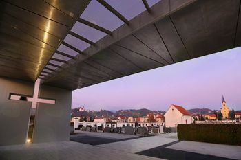 Končana gradnja nadstreška ob vežici v Vojniku