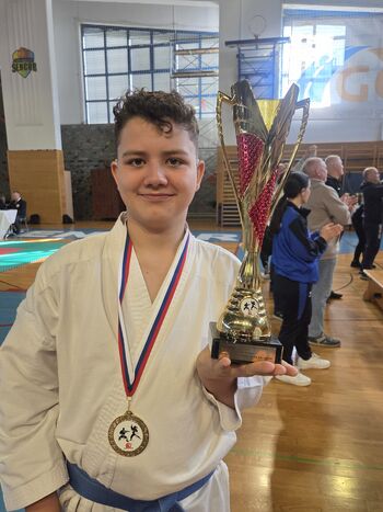 DUPLEK Z DRŽAVNIM PRVAKOM IN BRONOM NA PARA-KARATEJU IN ODLIČNIMI NASTOPI NA RUŠE CUP 2026