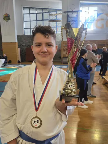 DUPLEK Z DRŽAVNIM PRVAKOM IN BRONOM NA PARA-KARATEJU IN ODLIČNIMI NASTOPI NA RUŠE CUP 2026