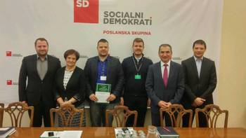 Tudi v poslanski skupini SD nesporna podpora 3. razvojni osi