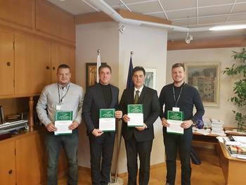 Mladinska iniciativa za 3. razvojno os po podporo tudi v Državni svet