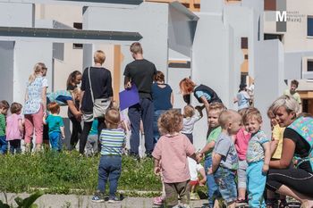 Otroci in Forma viva = živa oblika