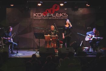 Etno glasbeno popotovanje zasedbe Hasret Etno glasbeno popotovanje zasedbe Hasret