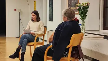 Literarni večer s Saro Planinšek Literarni večer s Saro Planinšek