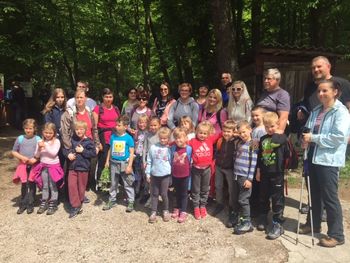 Prijetno druženje ob pohodu Prijetno druženje ob pohodu